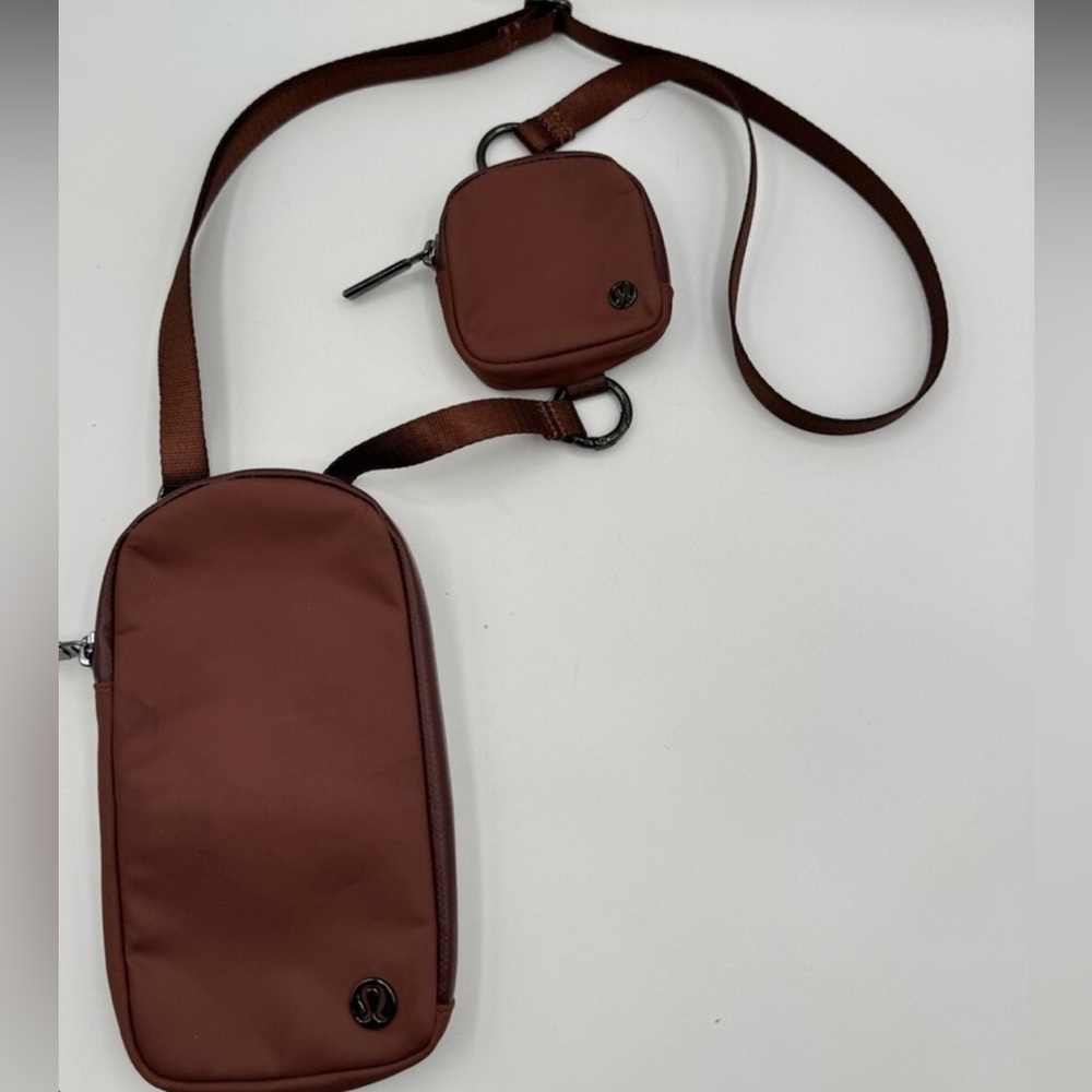 Lululemon Modular Phone Crossbody
Bag
